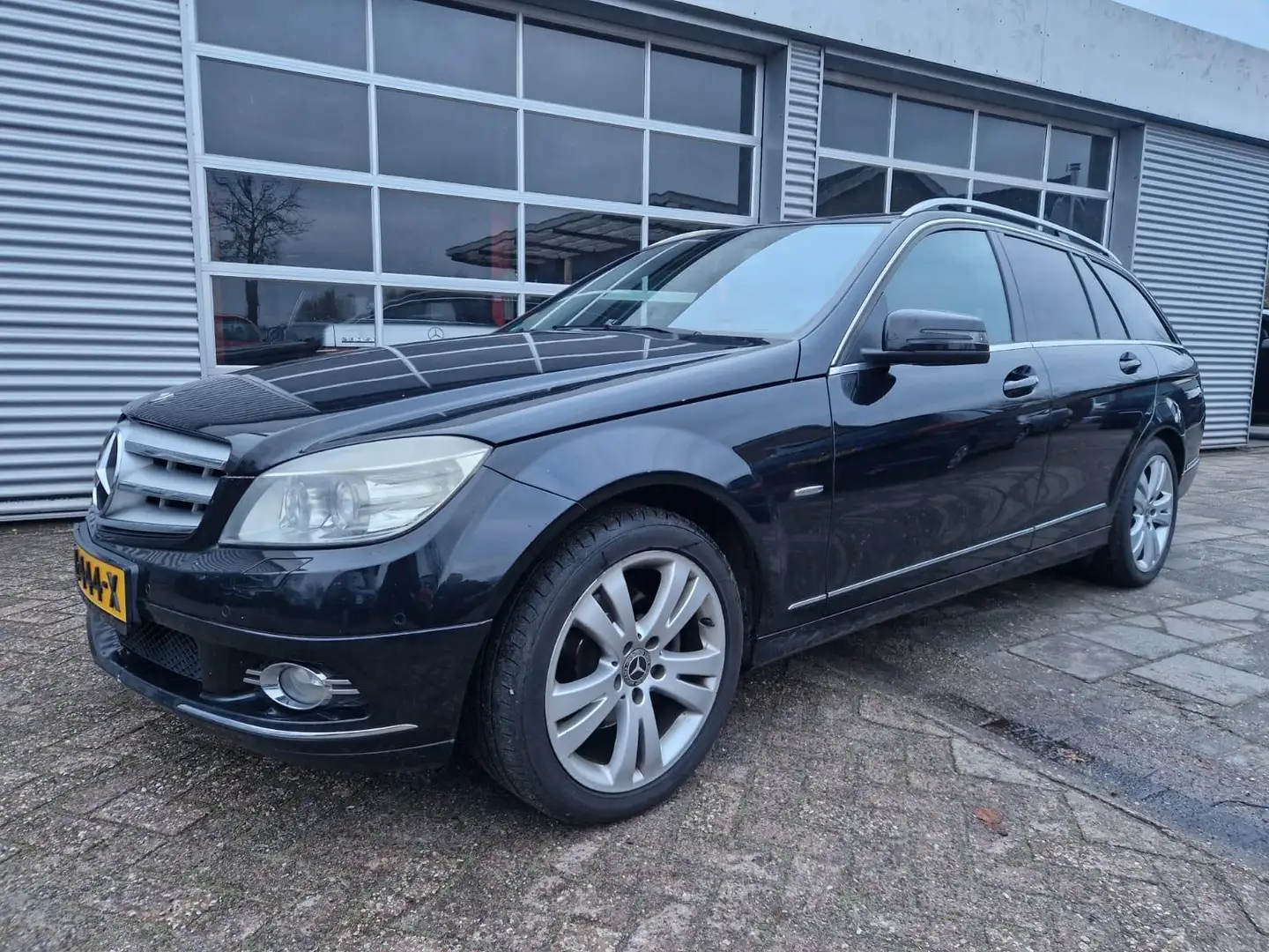 Mercedes-Benz C 220 Estate CDI Zwart - 1