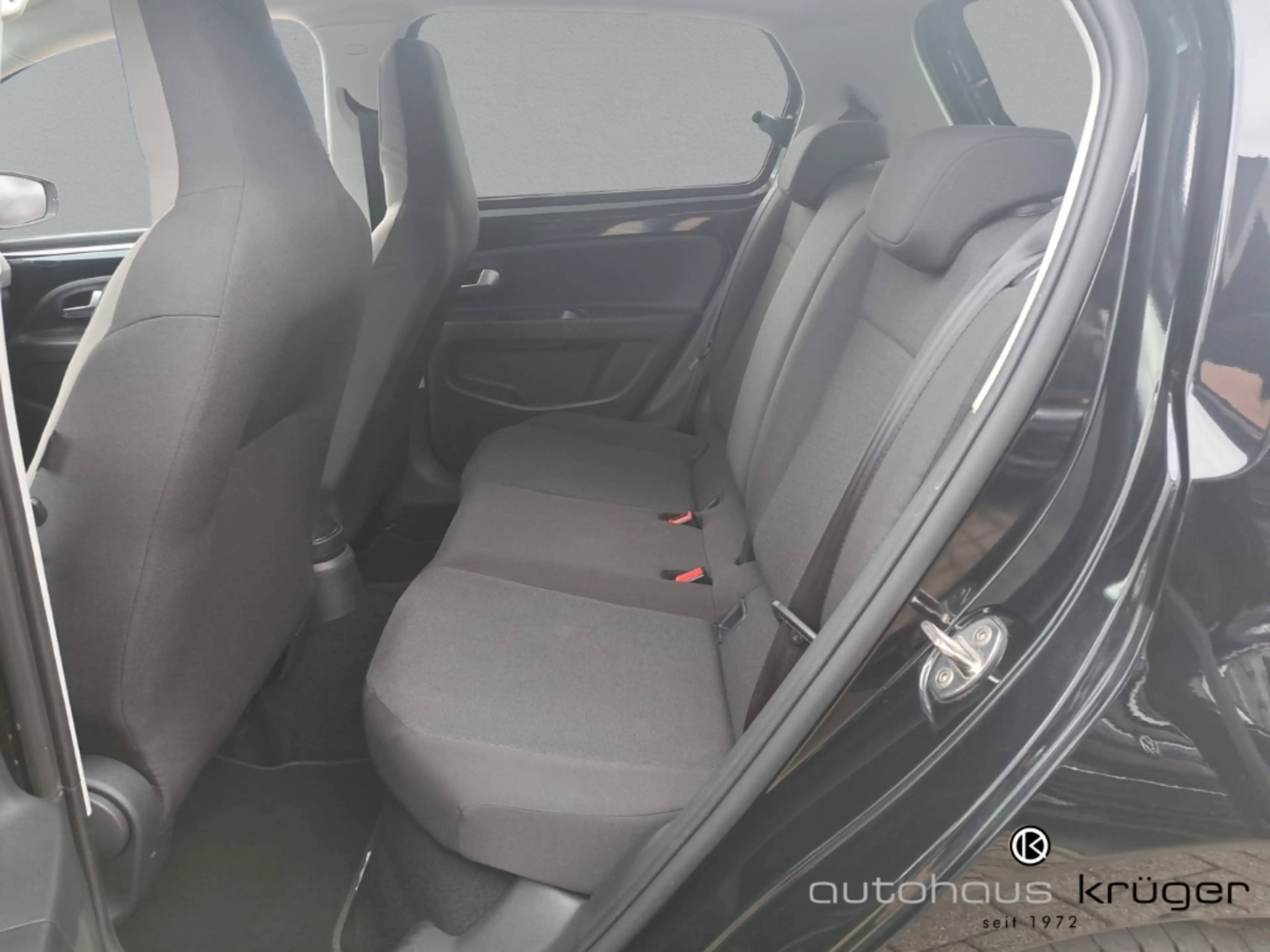 Volkswagen e-up! e-Edition Klimaautom DAB Ambientebeleuchtung SHZ R — photo 15