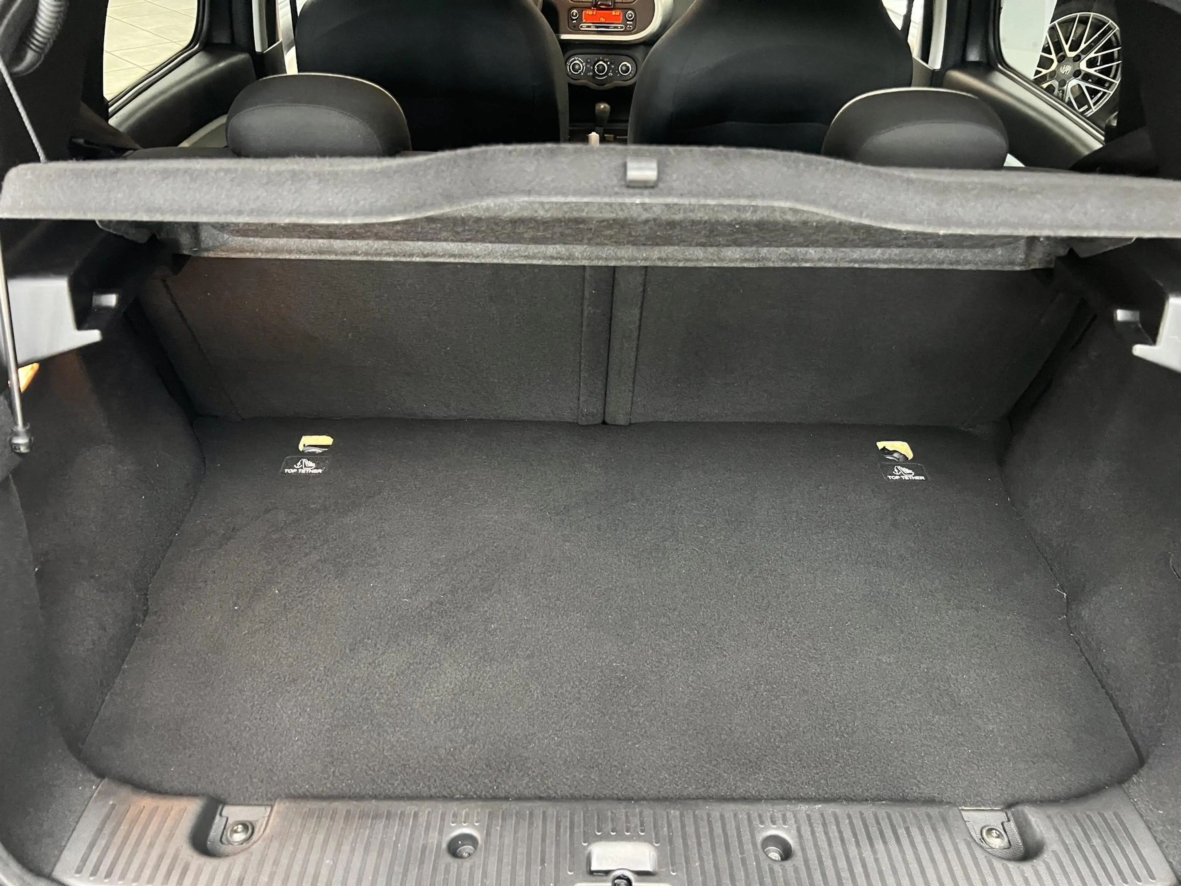 Renault Twingo Twingo AUTOMATIK|ALLWETTER|SCHECKHEFT|PARKSENSOR — photo 6