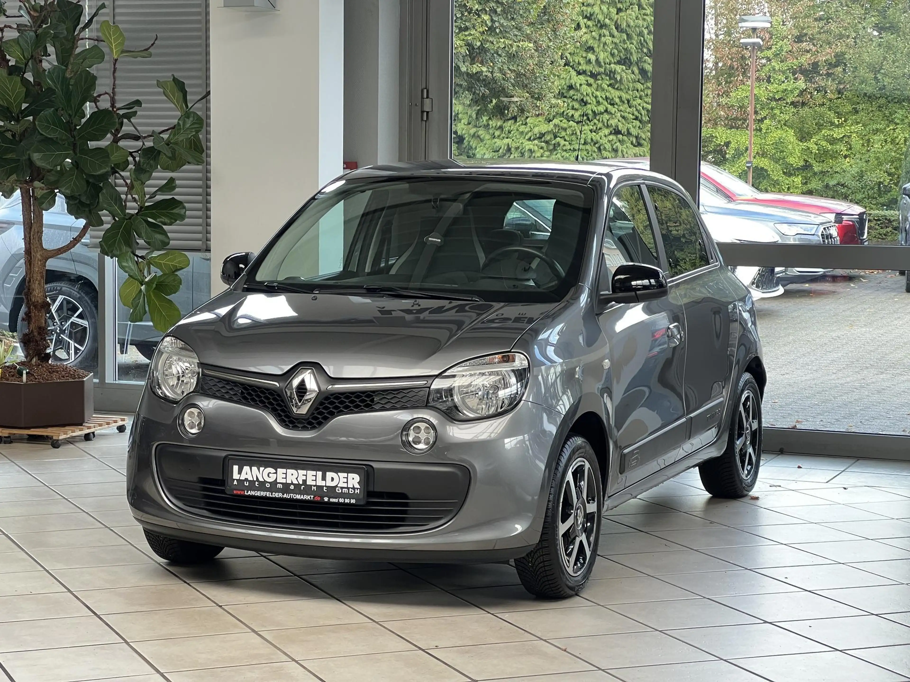 Renault Twingo Twingo AUTOMATIK|ALLWETTER|SCHECKHEFT|PARKSENSOR — photo 9