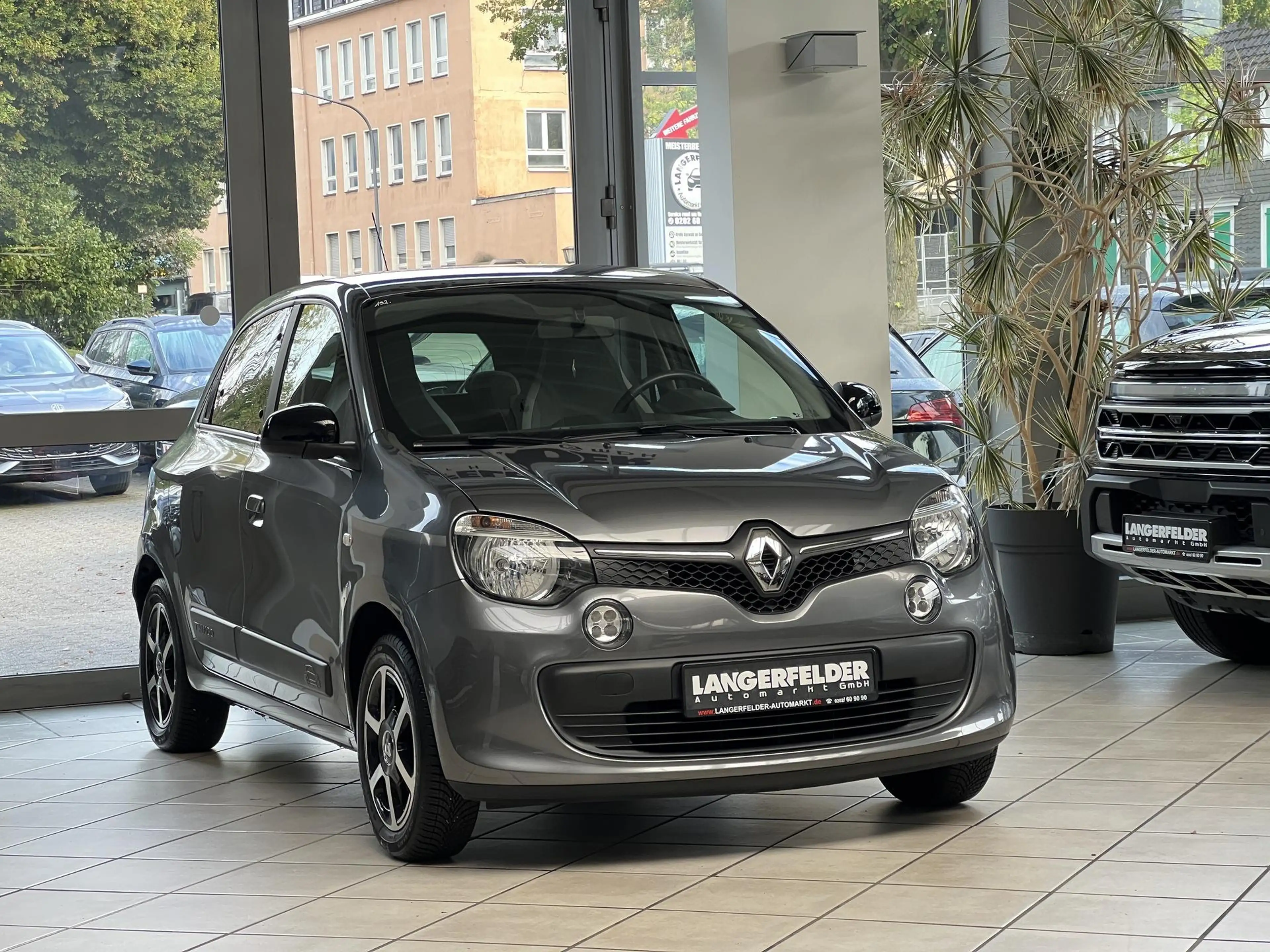 Renault Twingo Twingo AUTOMATIK|ALLWETTER|SCHECKHEFT|PARKSENSOR