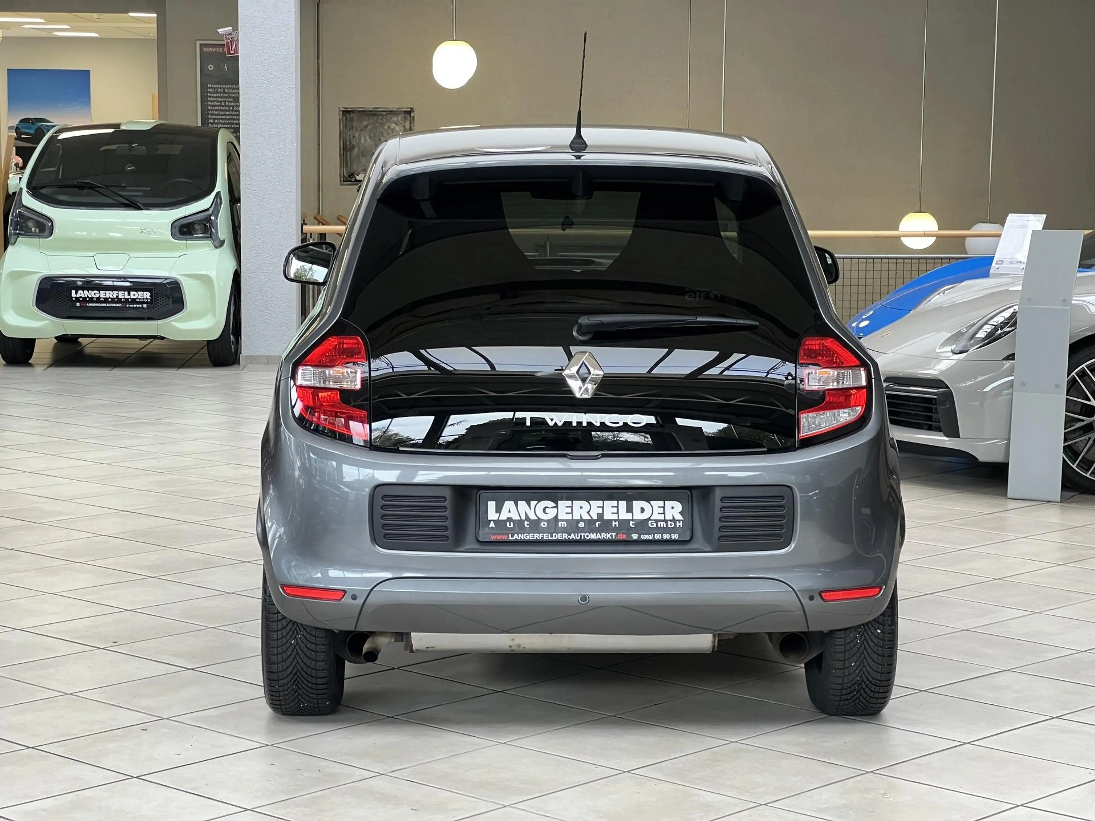 Renault Twingo Twingo AUTOMATIK|ALLWETTER|SCHECKHEFT|PARKSENSOR — photo 4