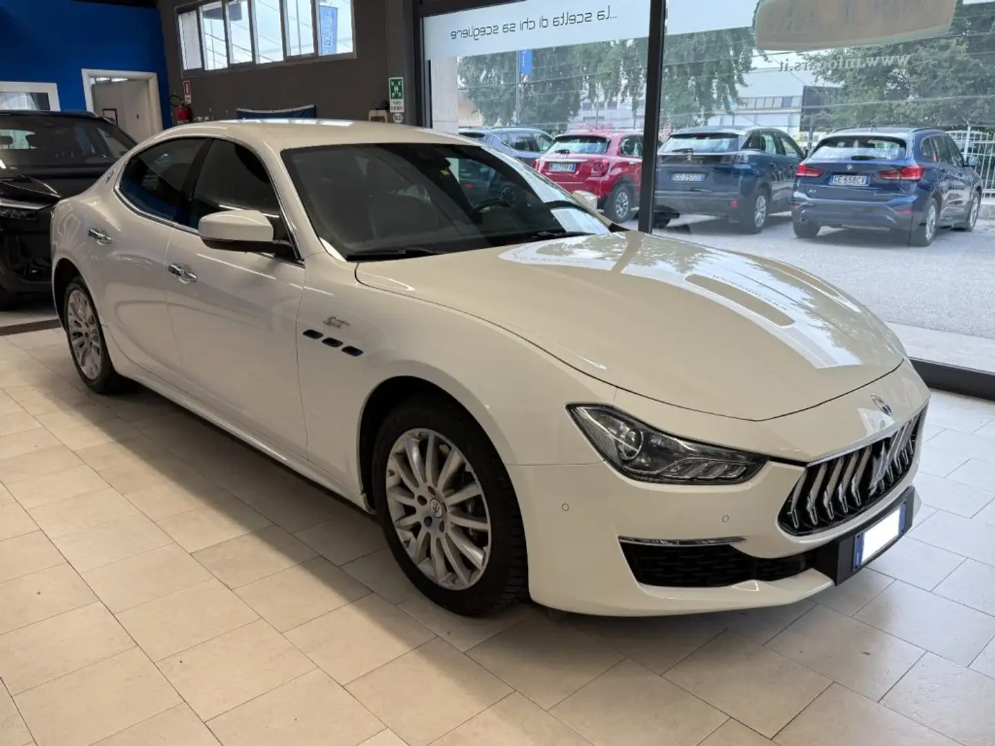 Maserati Ghibli 330 CV MHEV GT - Promo Bianco - 1