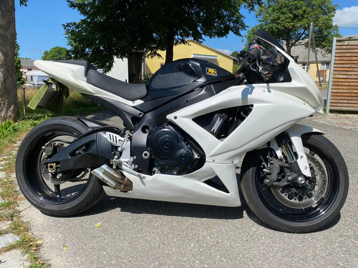 Suzuki GSX-R 750 K8 Blanc - 2