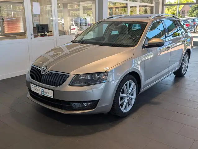 Skoda Octavia view 5