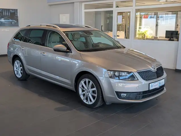 2016 Skoda Octavia in Beige for sale