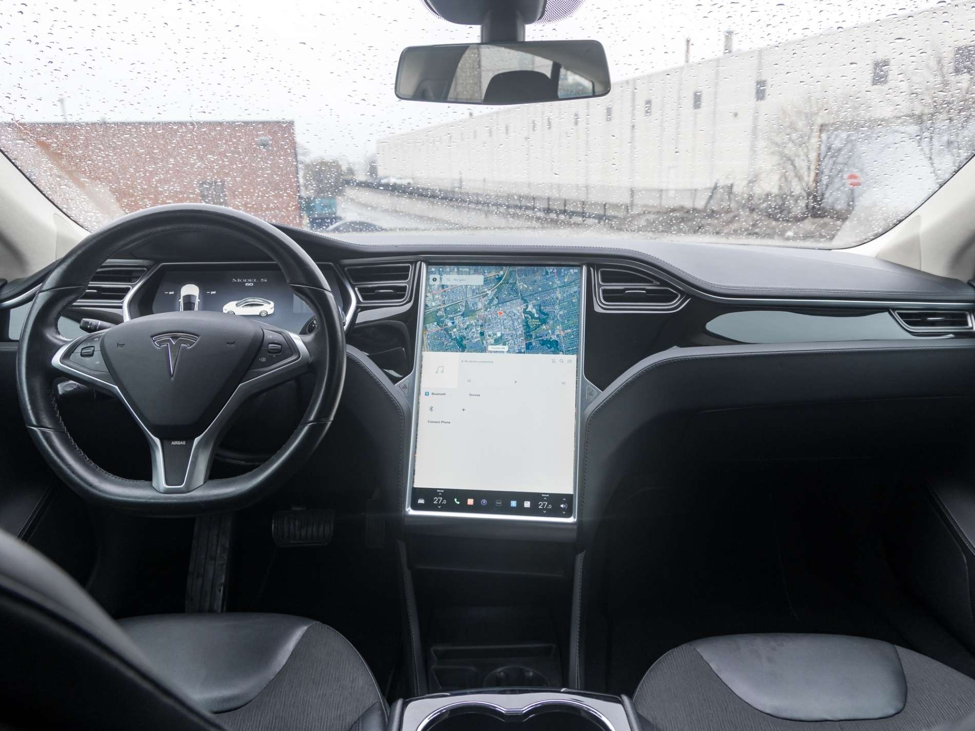 2014 Tesla Model S Performance thumb 31
