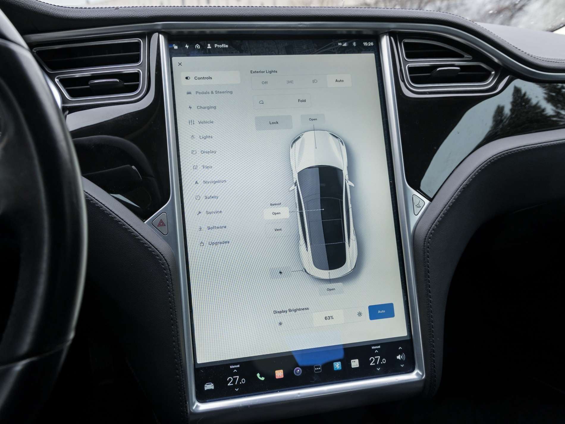 2014 Tesla Model S Performance thumb 21