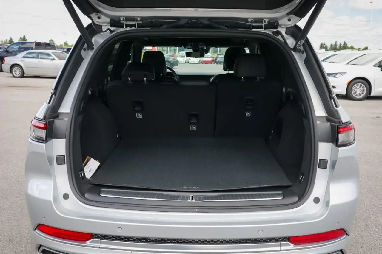 Jeep Grand Cherokee fotografie Jeep Grand Cherokee