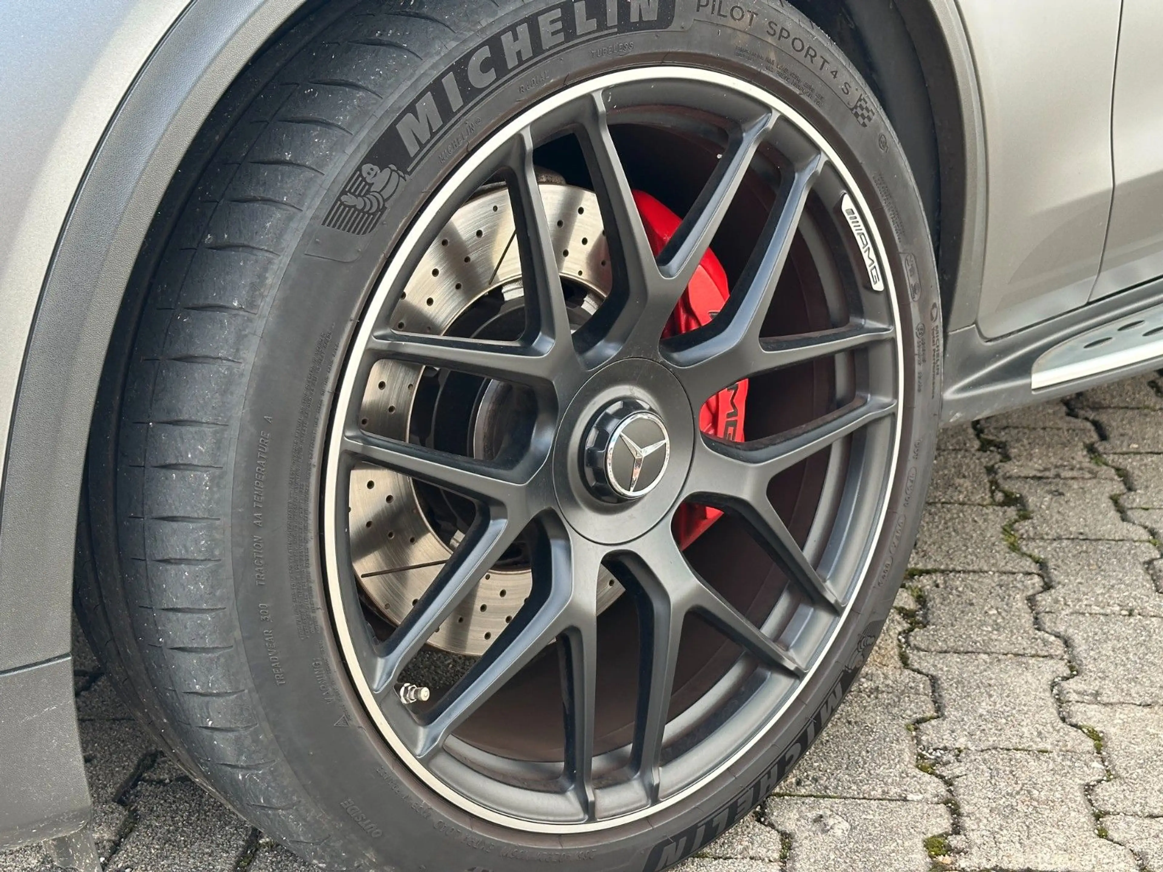Mercedes-Benz GLC 63 AMG GLC 63 Coupé Schalensitze Performance AGA Night — photo 7