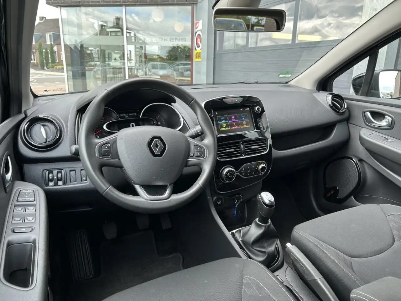 Renault Clio Estate 0.9 TCe 90pk Limited, миниатюра 16
