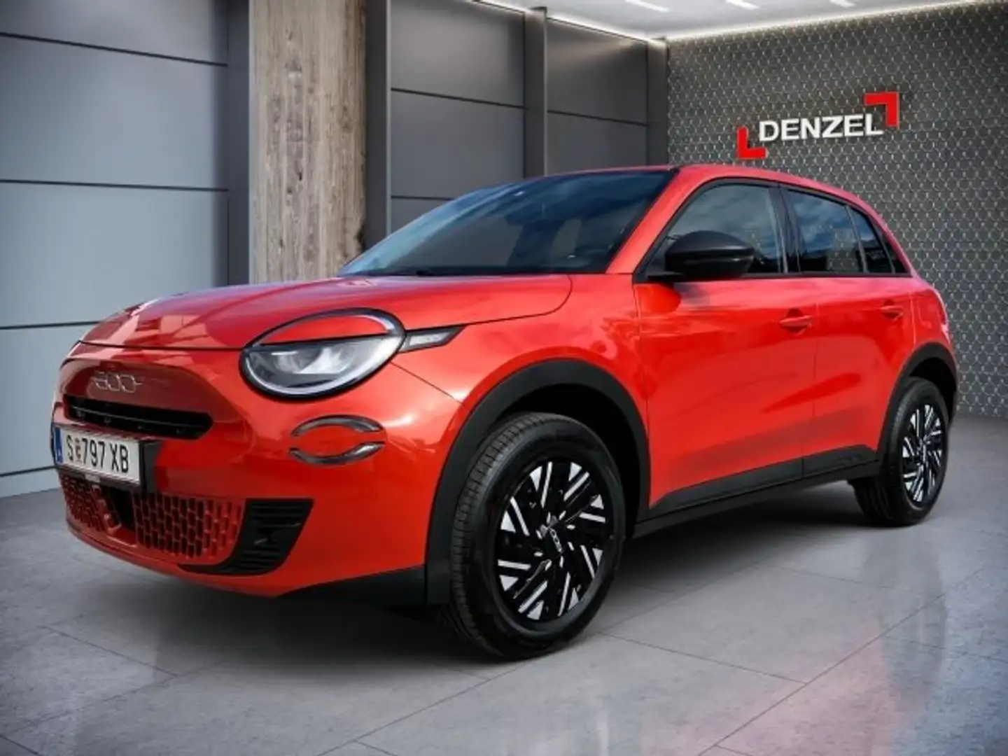 Fiat 600 Hybrid 100 Orange - 1