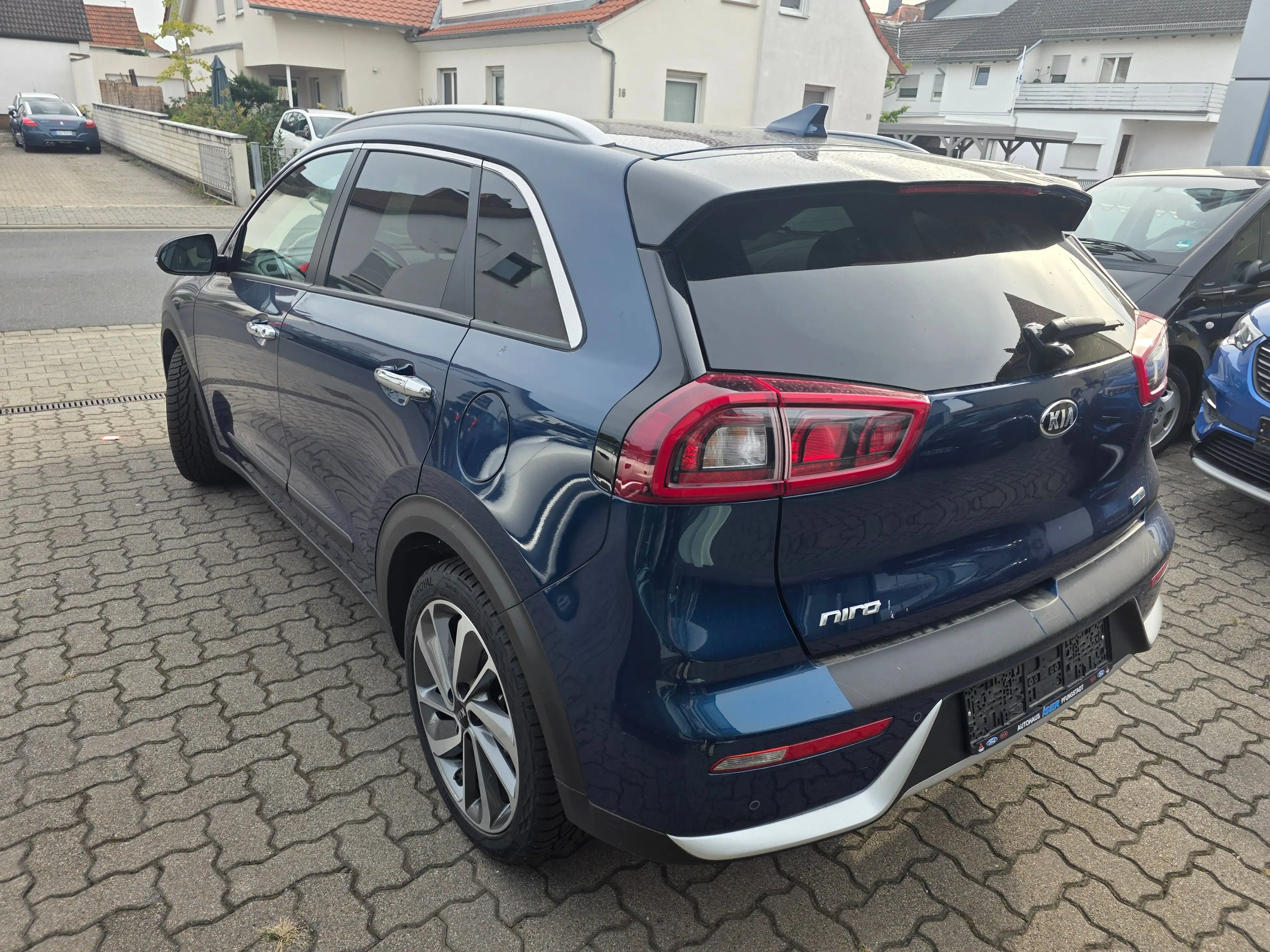 Kia Niro Niro Hybrid 1.6 GDI 2WD Aut. Spirit *wenig Kilometer *Navi * Kamera +Ganzjahresreifen *Garantie — photo 9