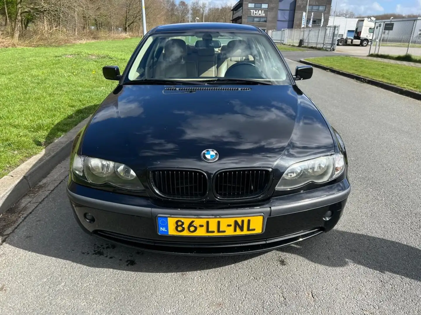 BMW 316 316i Executive Zwart - 1