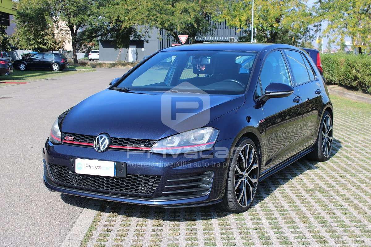 Volkswagen Golf GTI