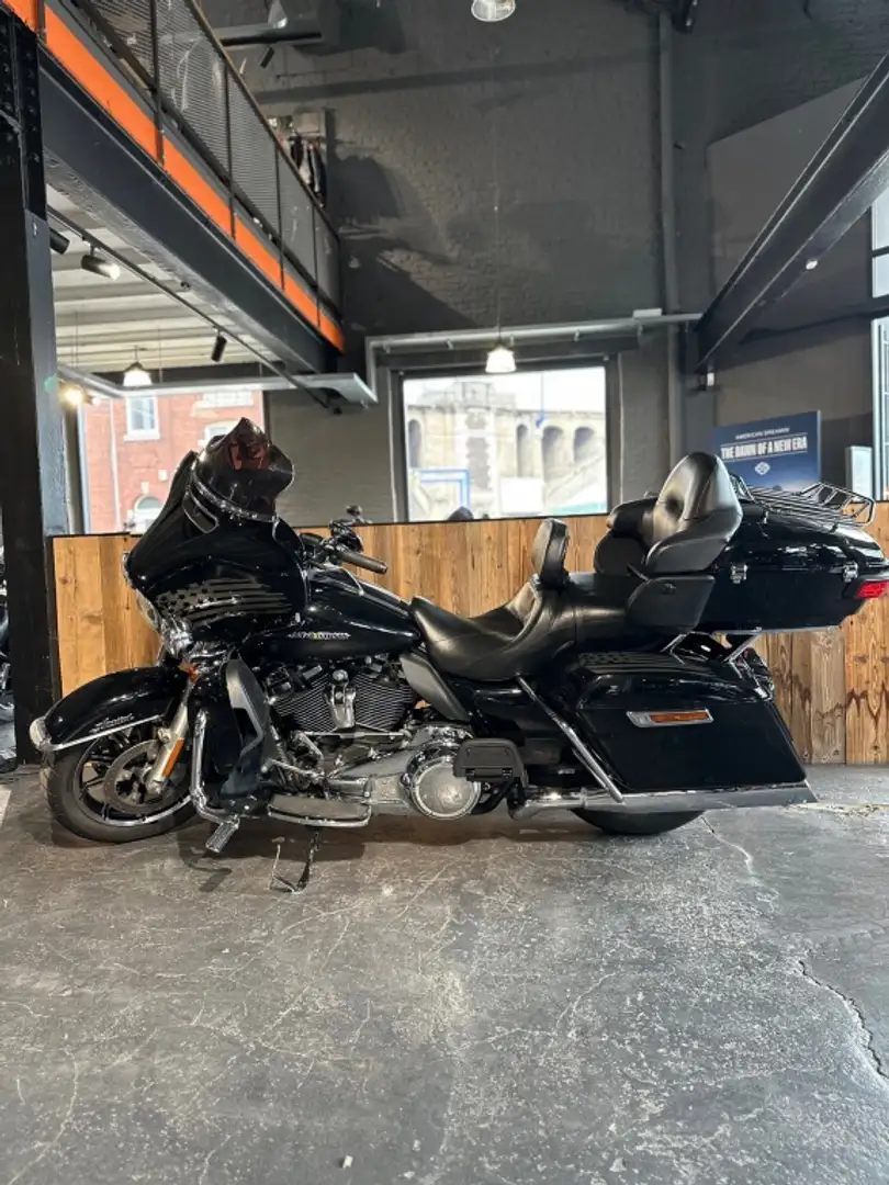 Harley-Davidson Ultra Limited 107 TOURING Černá - 2