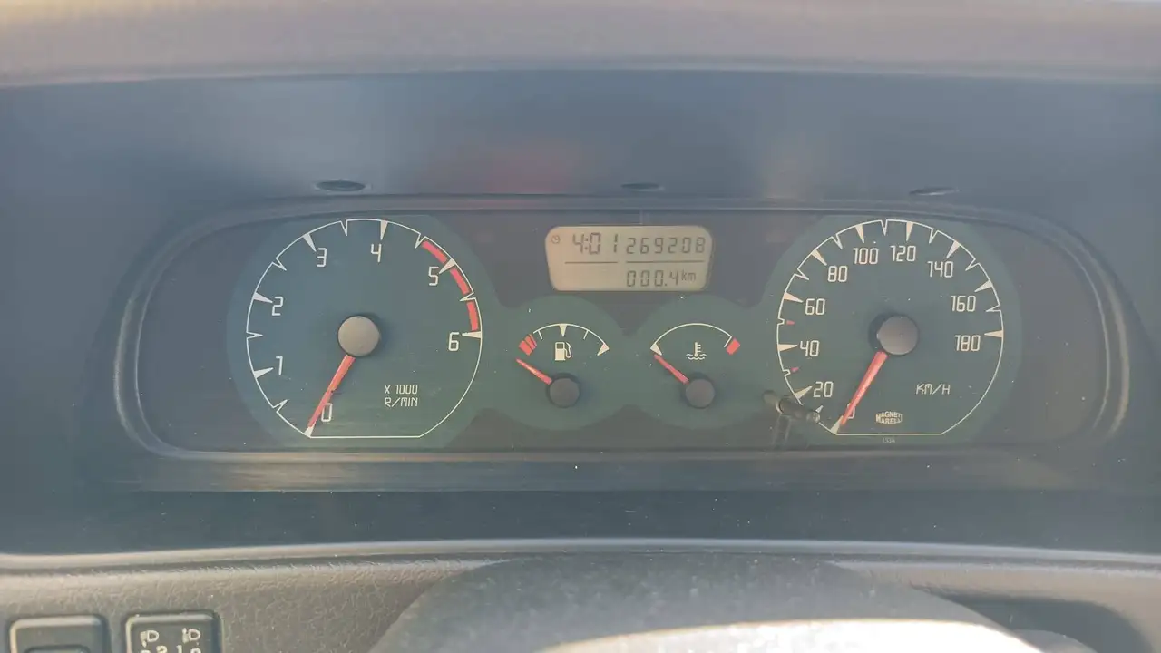 Nissan Terrano II 2000 3p 2.7 tdi Elegance, foto 8