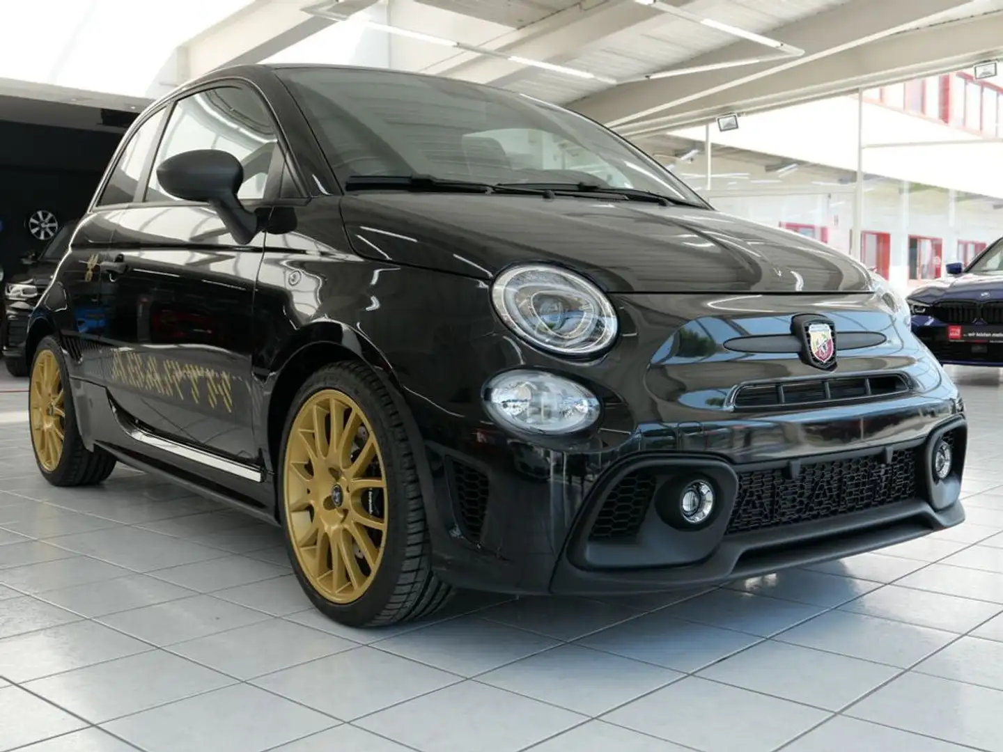 Abarth 500 695 75 Anniversario 1of 1368 Schwarz - 1