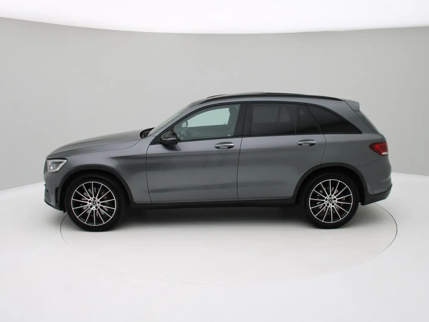 Mercedes-Benz GLC 200 4MATIC AMG Distronic, Airmatic, Memory, Pano, Trek Gris - 2