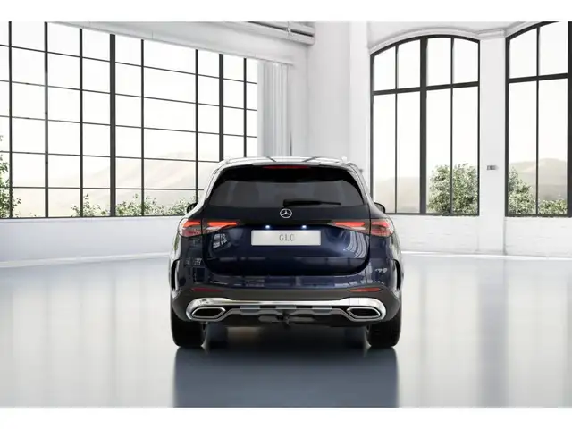 Mercedes-Benz GLC view 6
