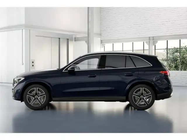 Mercedes-Benz GLC view 4