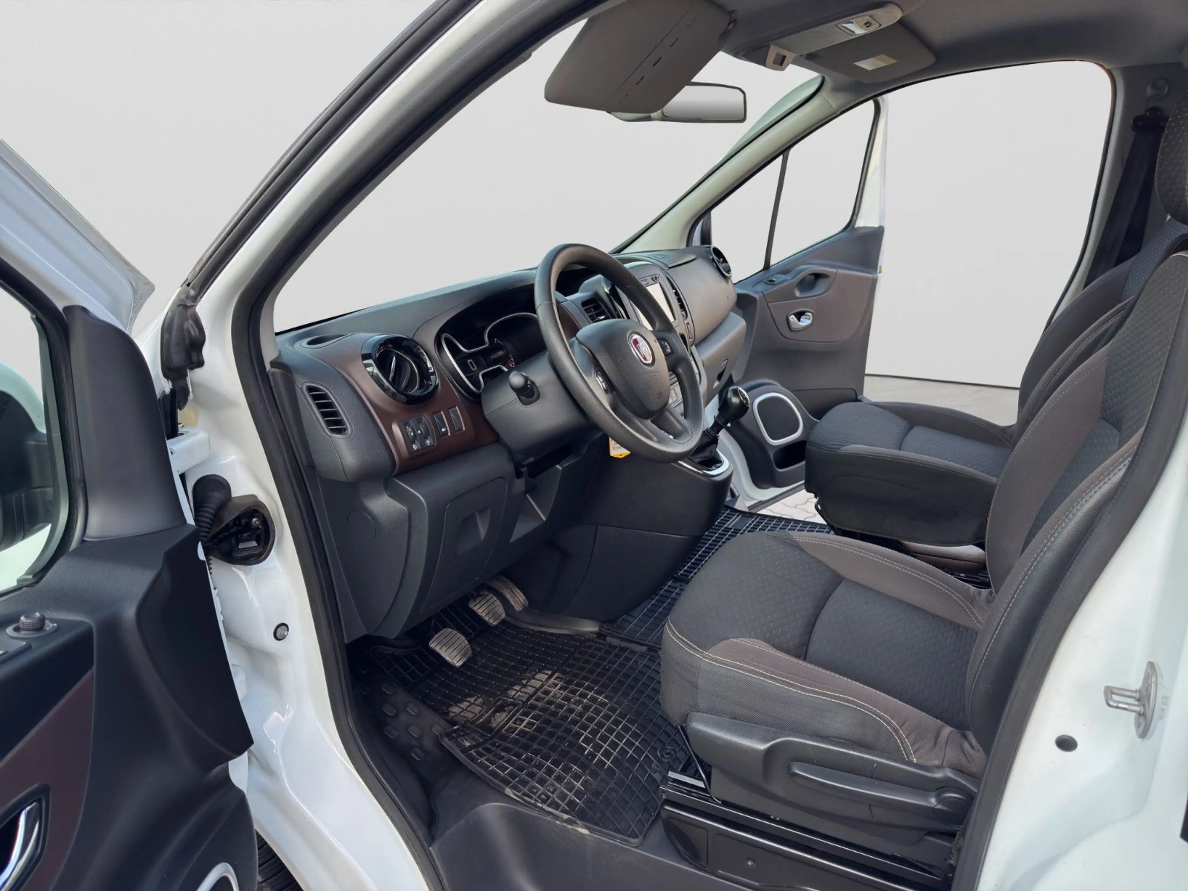Fiat Talento 1.6 CDTI KAM NAV 8Sitzer SteuerketteNEU — photo 12