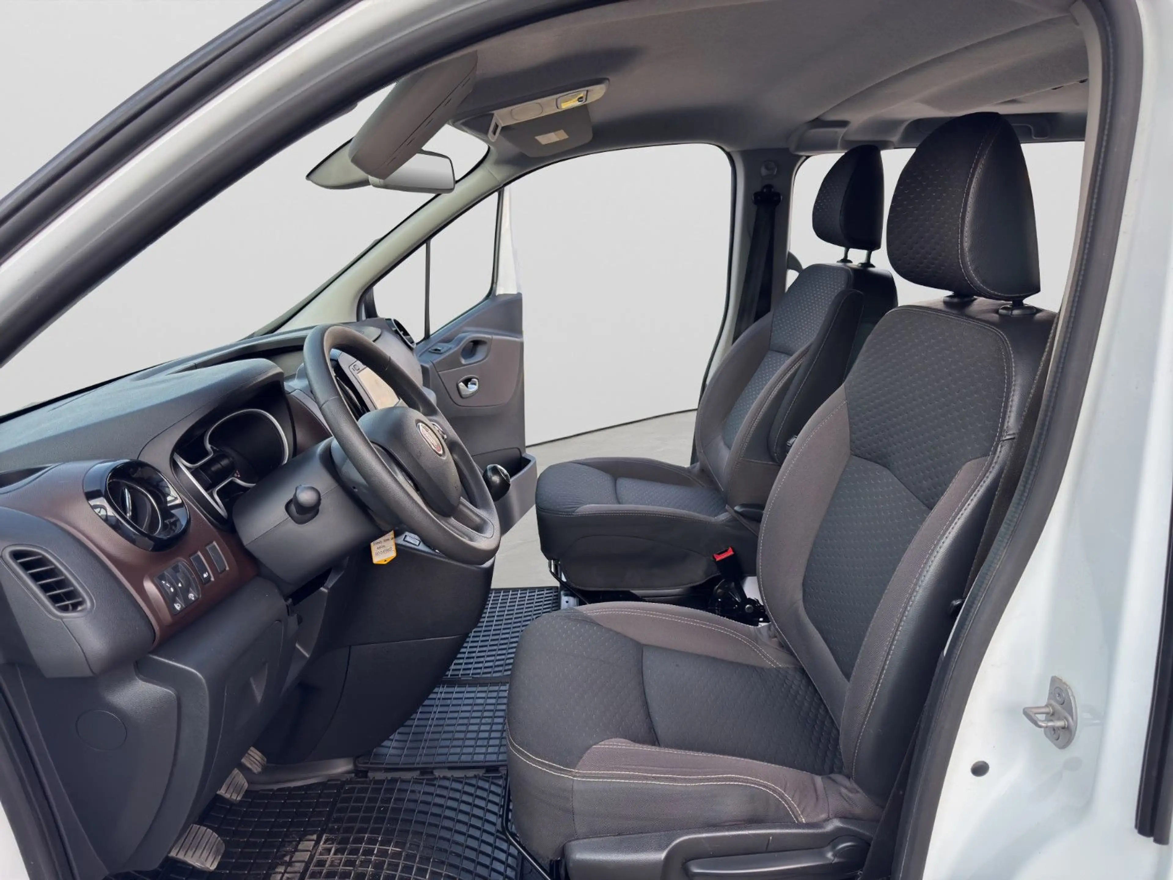 Fiat Talento 1.6 CDTI KAM NAV 8Sitzer SteuerketteNEU — photo 13