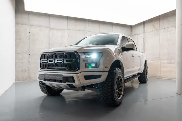 Ford F-150 Raptor