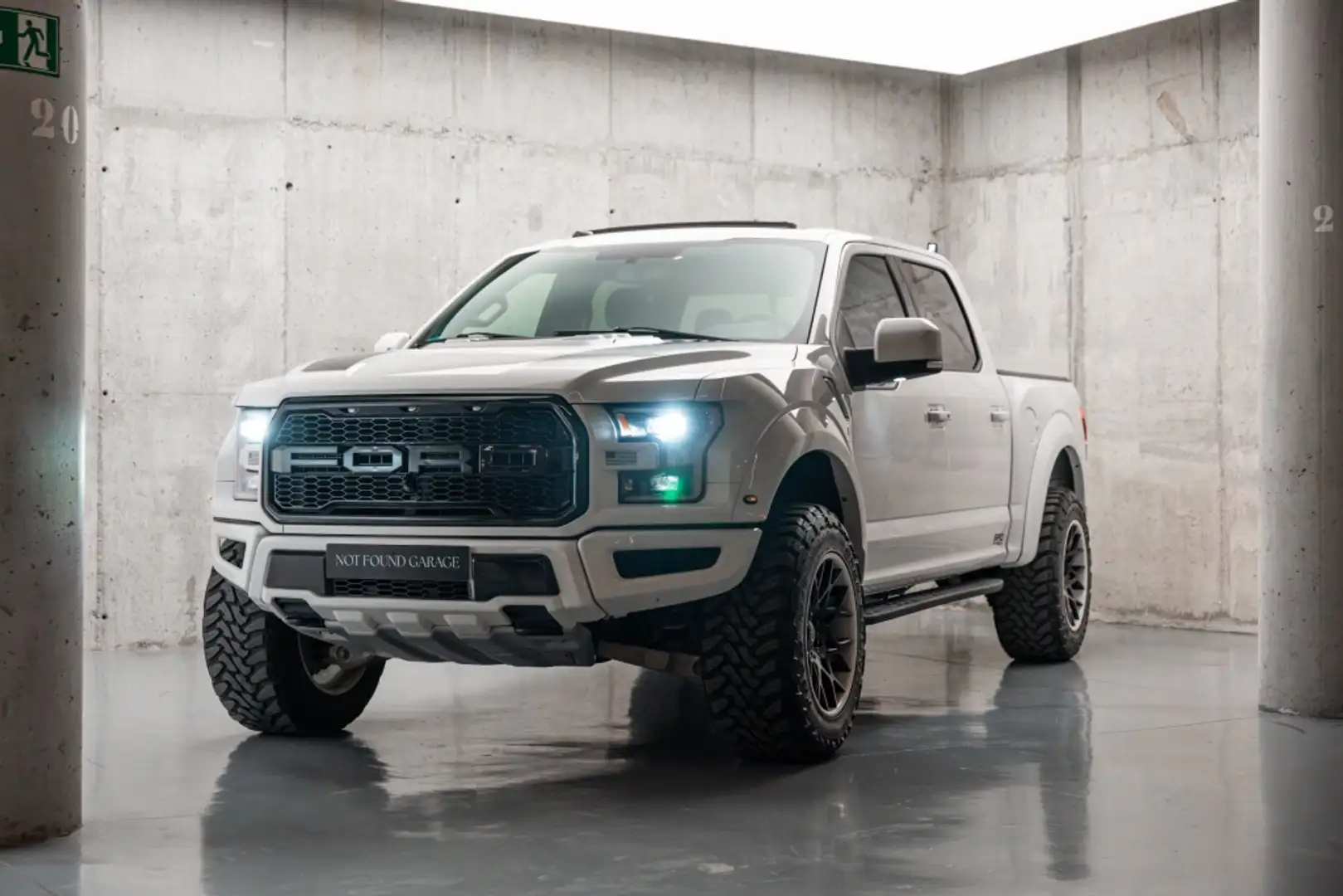 Ford F 150 Raptor - 2