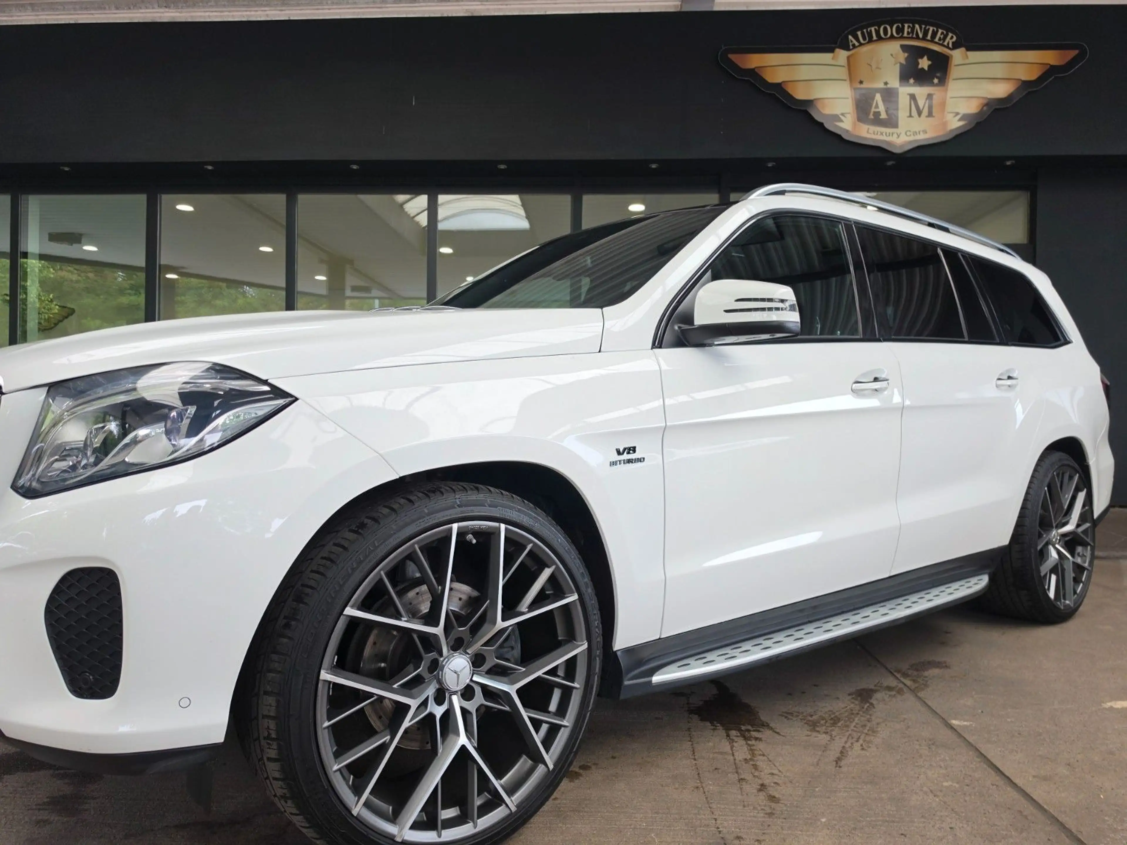 Mercedes-Benz GLS 400 4Matic 63er-Optik AHK/Pano/7.Sitz/BT/23" — photo 5