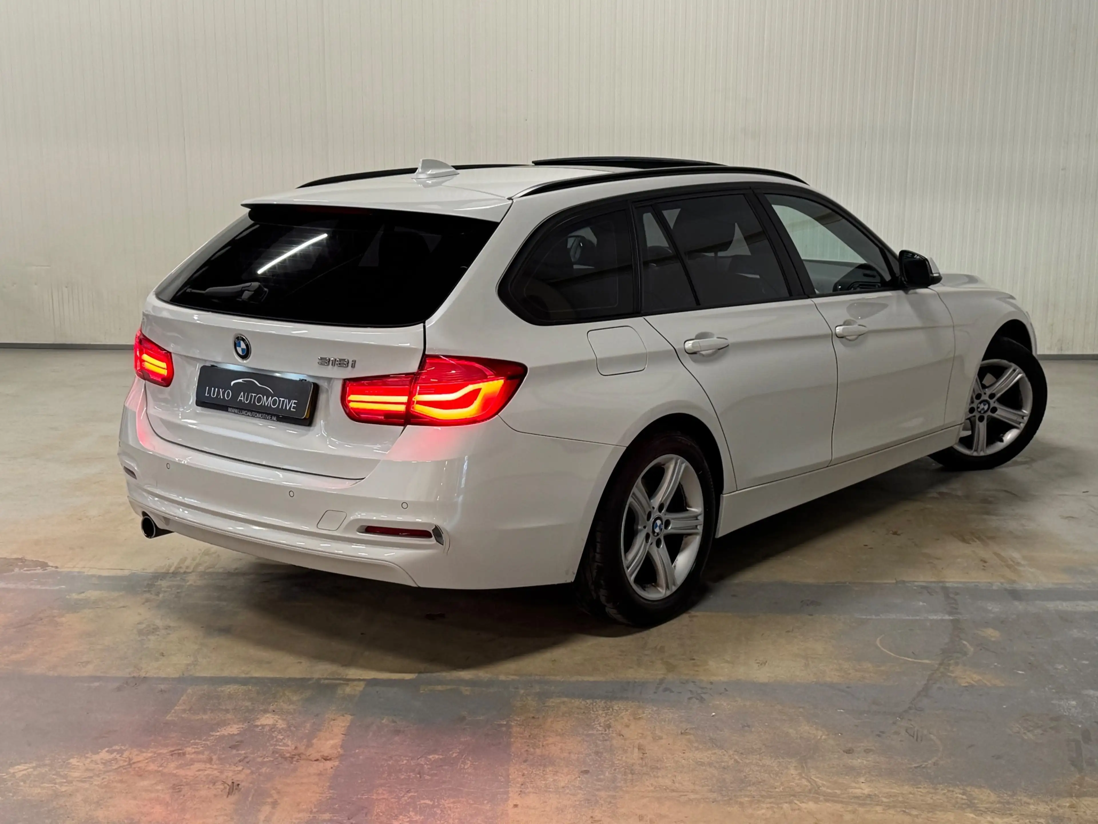 BMW 318 3-serie Touring 318i Luxury | SCHUIF/KANTEL | SHAD — photo 14