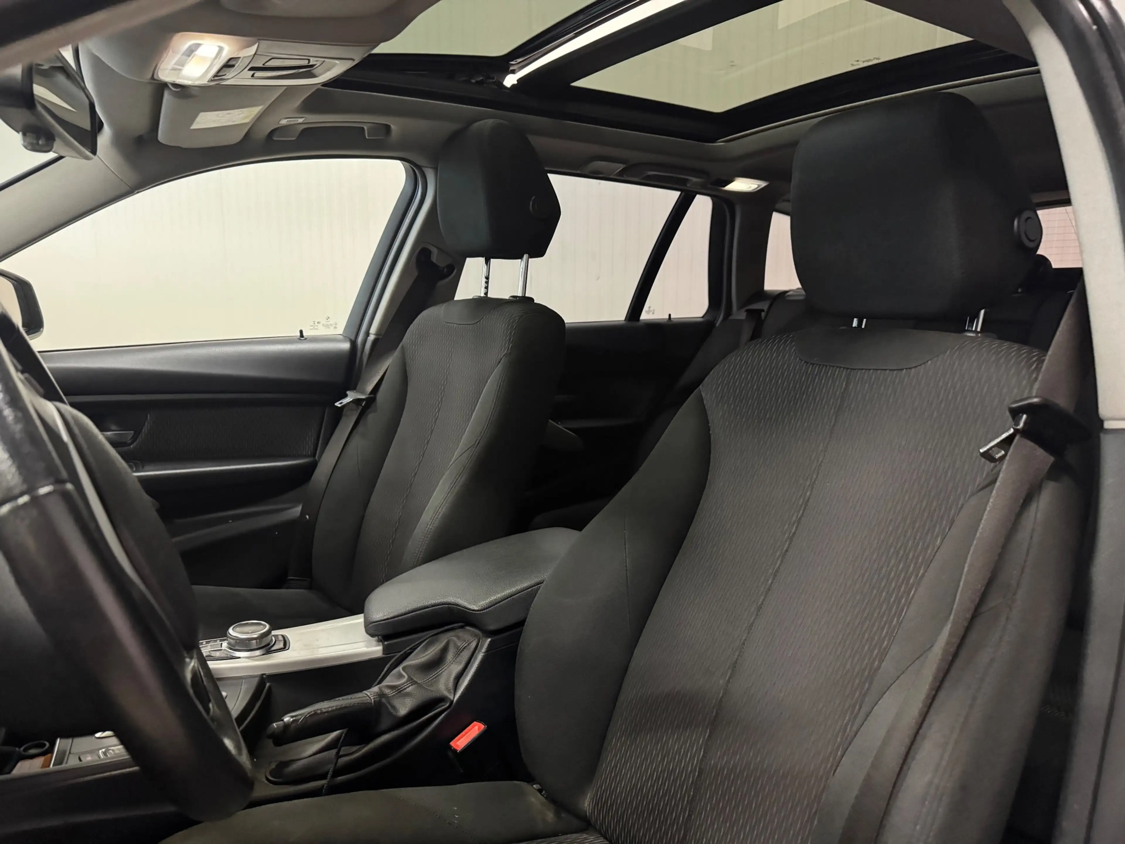 BMW 318 3-serie Touring 318i Luxury | SCHUIF/KANTEL | SHAD — photo 4