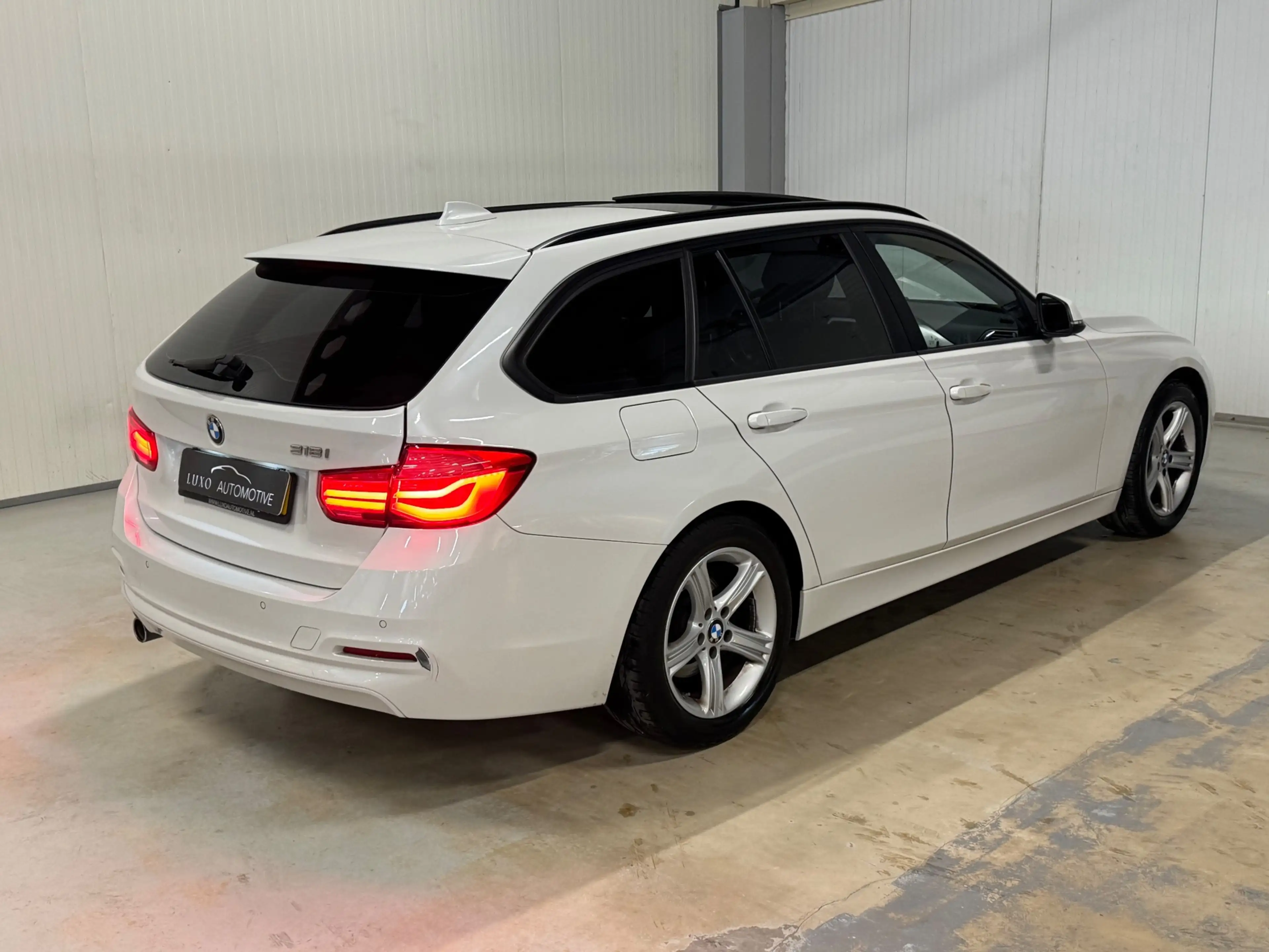 BMW 318 3-serie Touring 318i Luxury | SCHUIF/KANTEL | SHAD — photo 8
