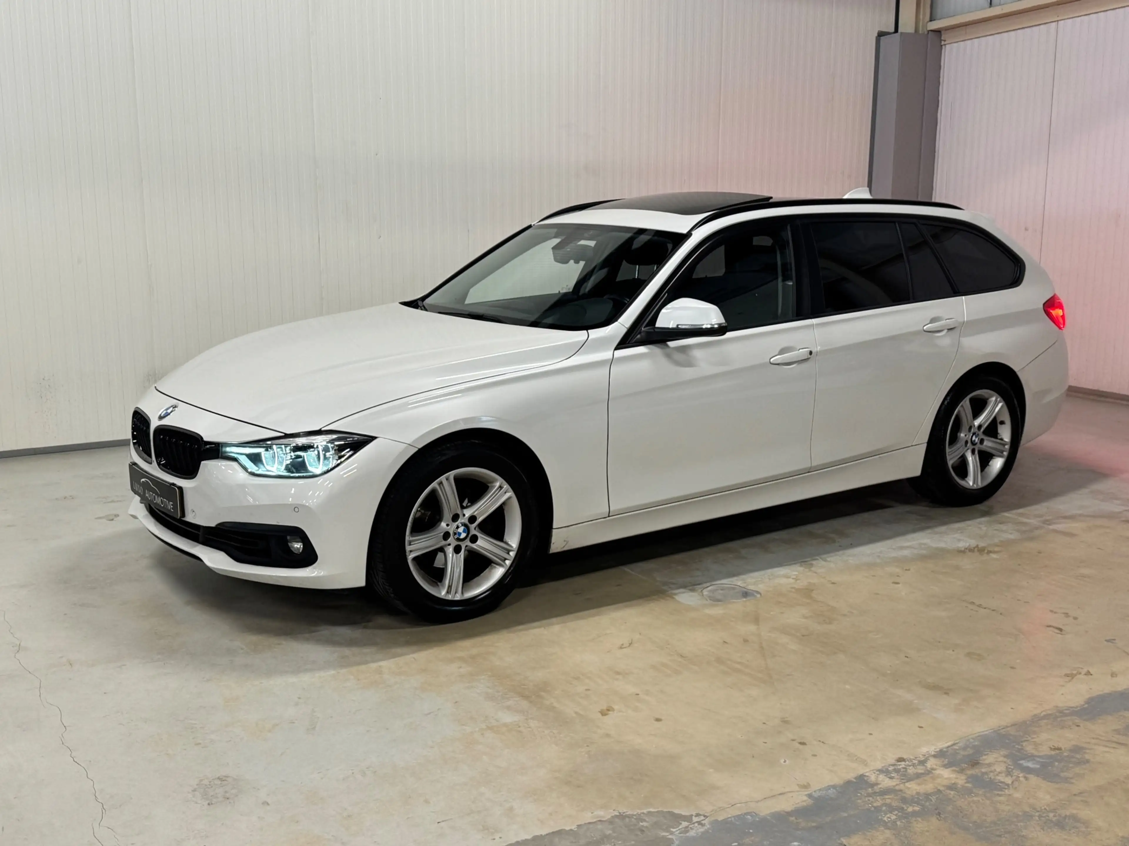BMW 318 3-serie Touring 318i Luxury | SCHUIF/KANTEL | SHAD — photo 13