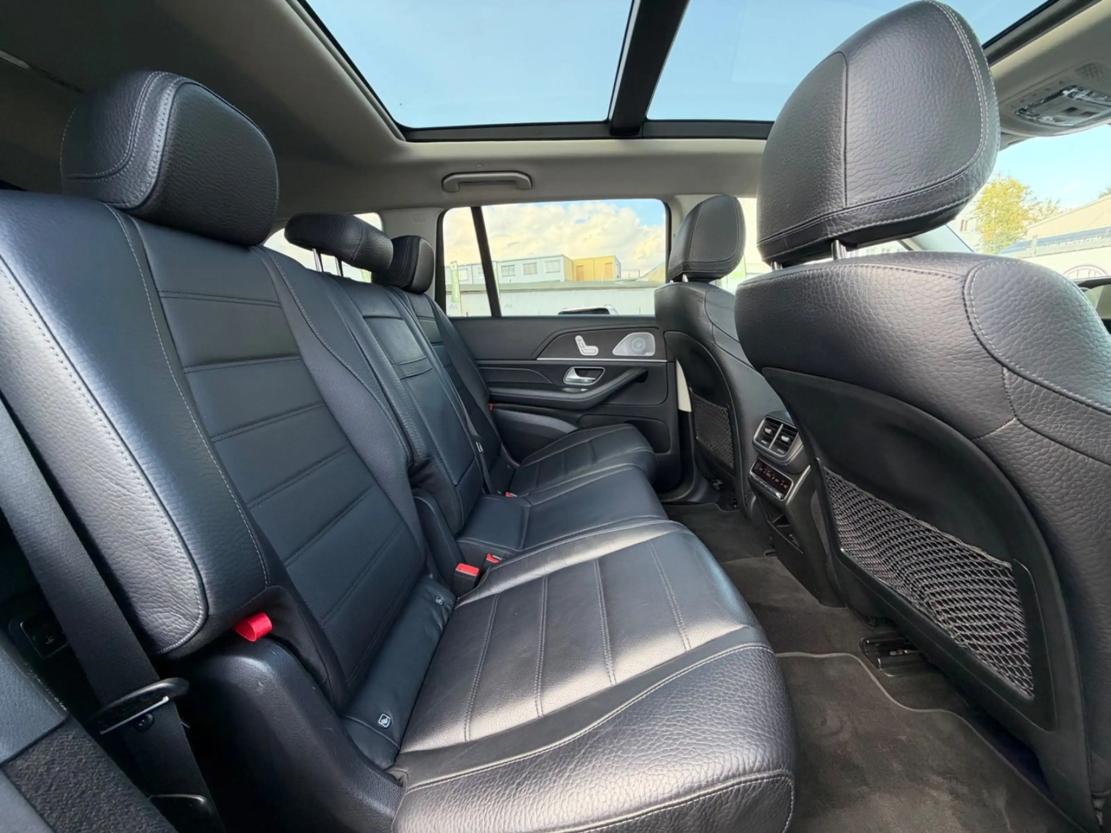 Mercedes-Benz GLS 400 d 4Matic*AMG*PANO*AHK*EXCLUS*MEMO*BRUM*3 — photo 17