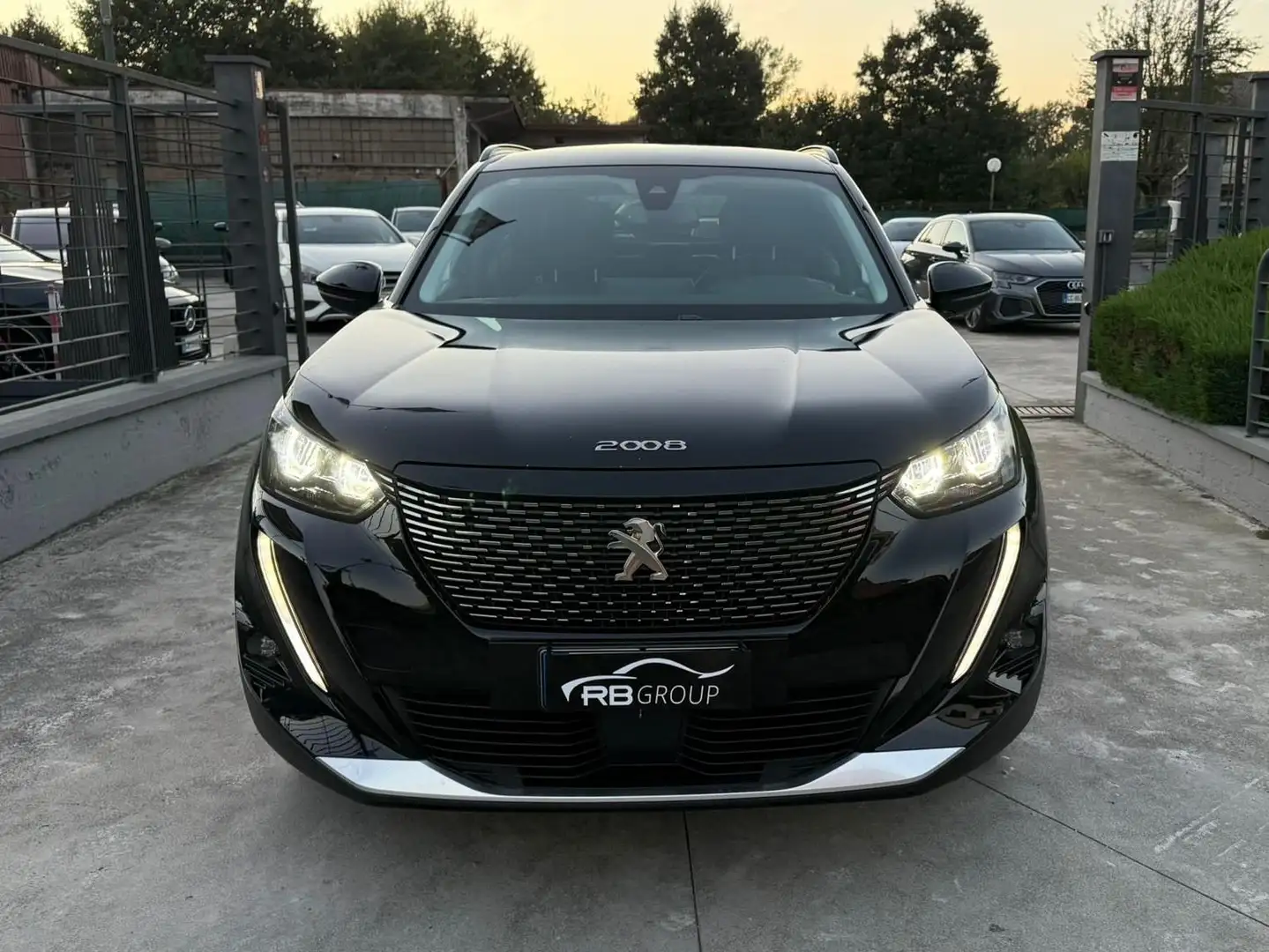 Peugeot 2008 2008 II 2020 1.2 puretech GT Pack s Nero - 2