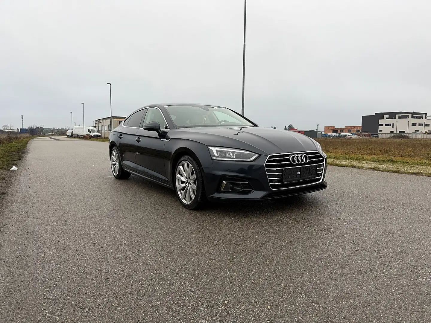 Audi A5 sport 2,0 Sportback TDI S-tronic *Eintausch*Fin... Blau - 1