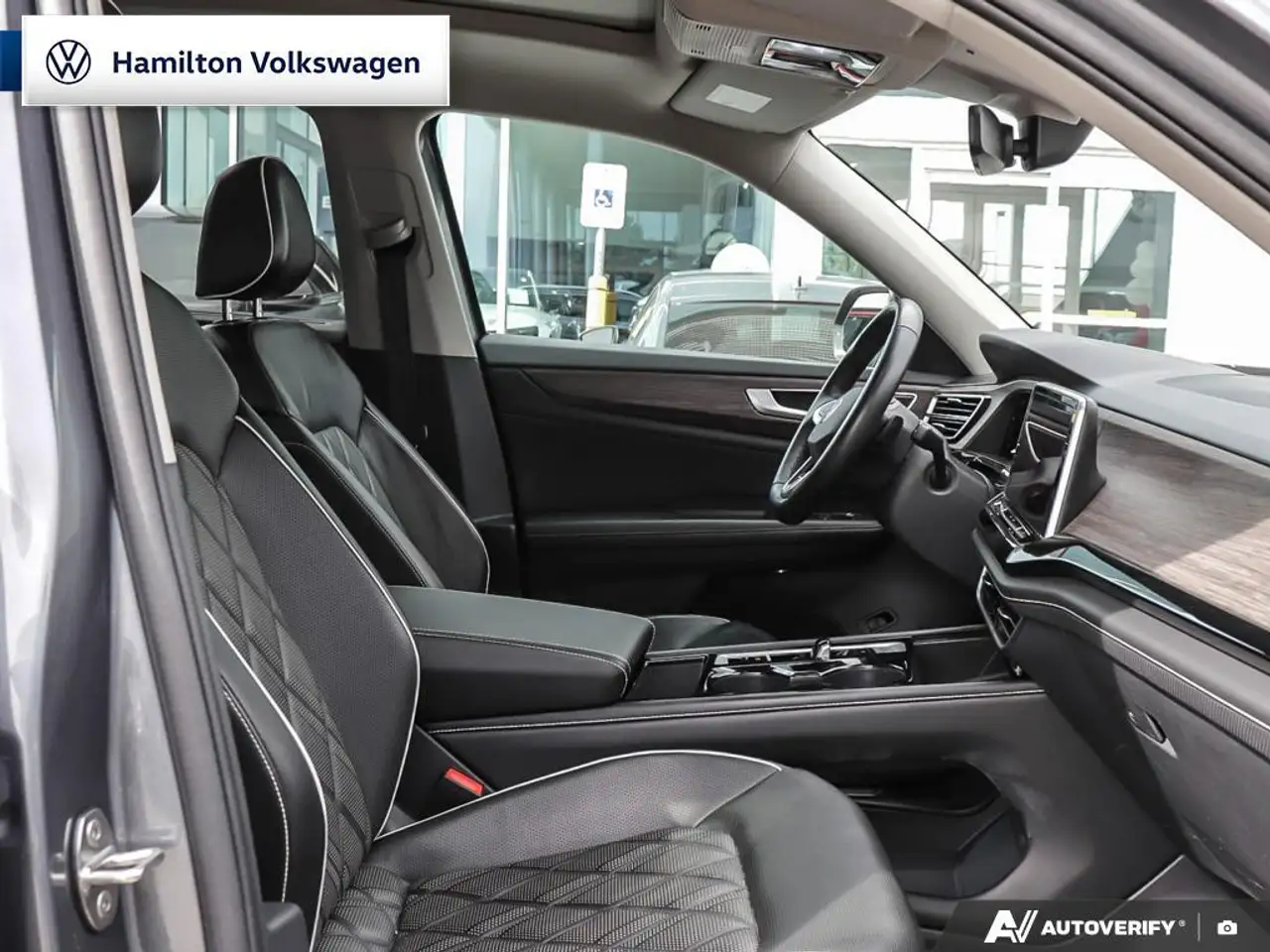 Volkswagen Atlas снимка Volkswagen Atlas