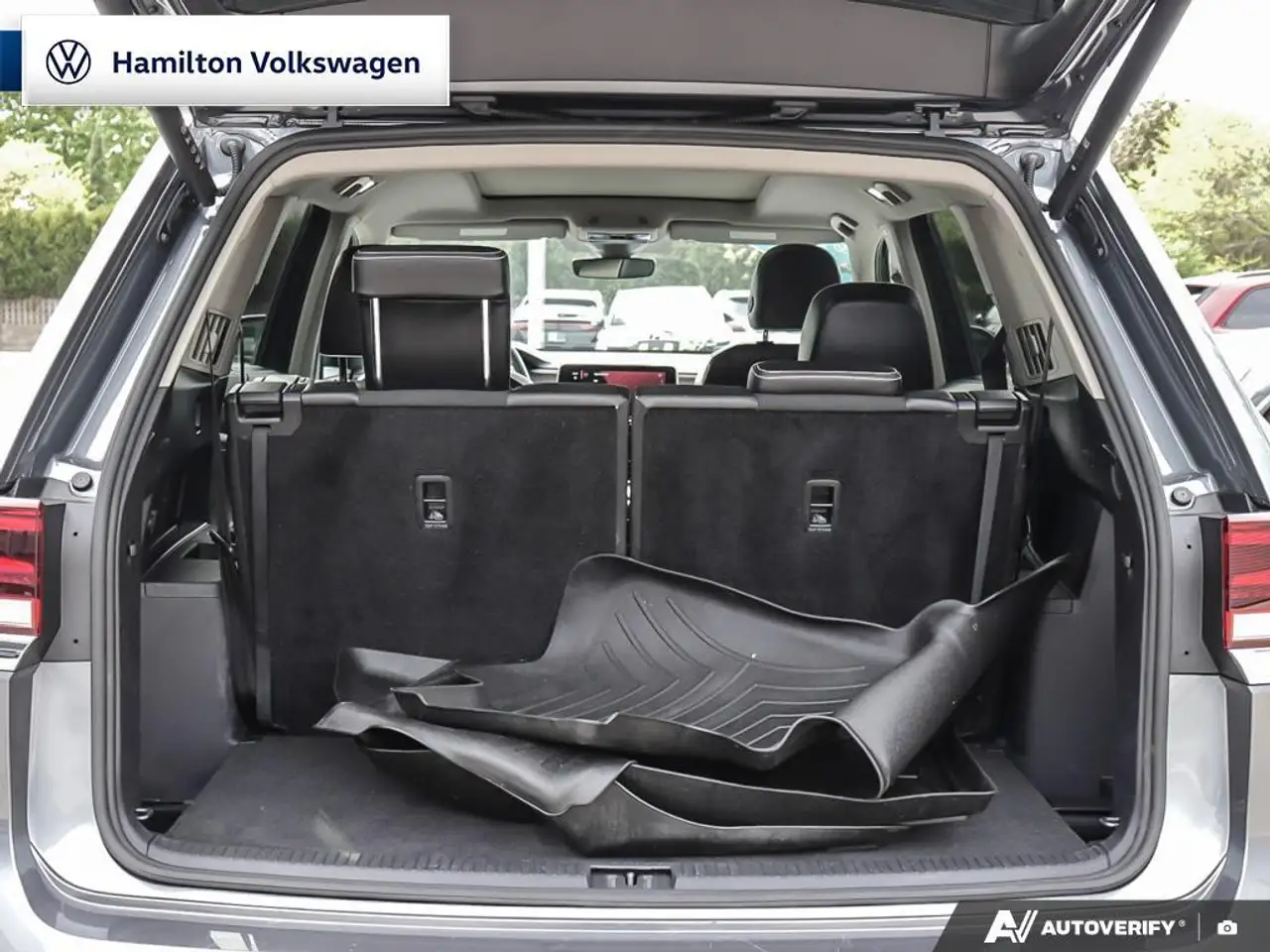 Volkswagen Atlas снимка Volkswagen Atlas