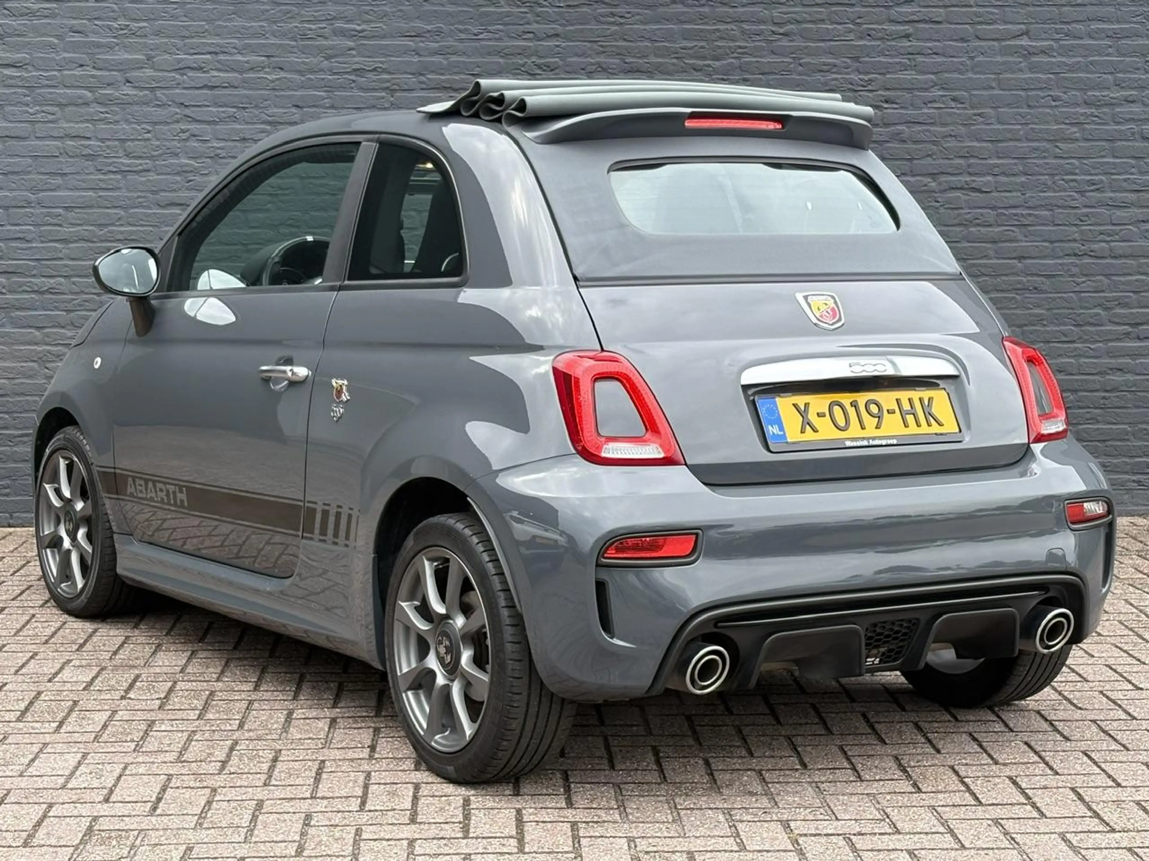 Abarth 595C 1.4 T-Jet 145pk | Summer Deals | Cabrio | Carplay — photo 7