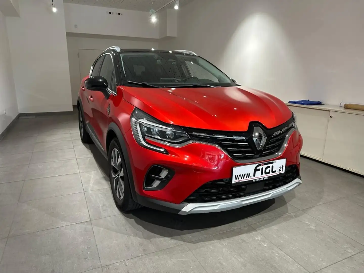 Renault Captur TCe 100 PF Edition One Rosso - 2