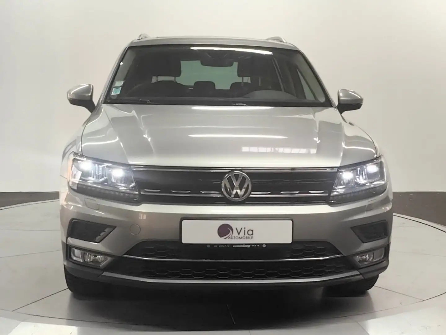 Volkswagen Tiguan 2.0 TDI 190 DSG7 4Motion Carat Grau - 2