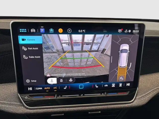 Volkswagen Passat view 11