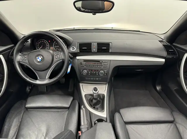 BMW 1 Series view 2