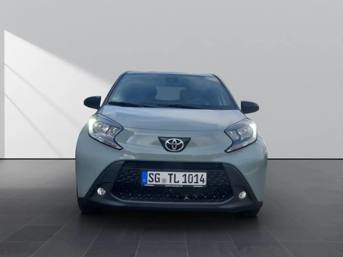 Toyota Aygo X 1.0 Teamplayer*Kamera*CarPlay*Sitzh.* Grün - 2