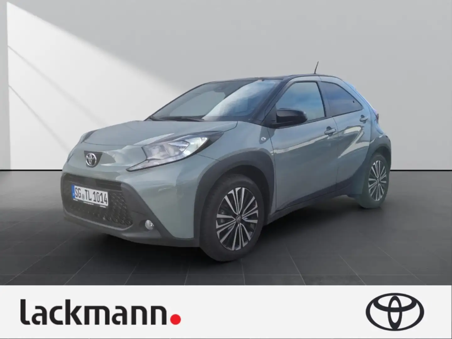 Toyota Aygo X 1.0 Teamplayer*Kamera*CarPlay*Sitzh.* Grün - 1