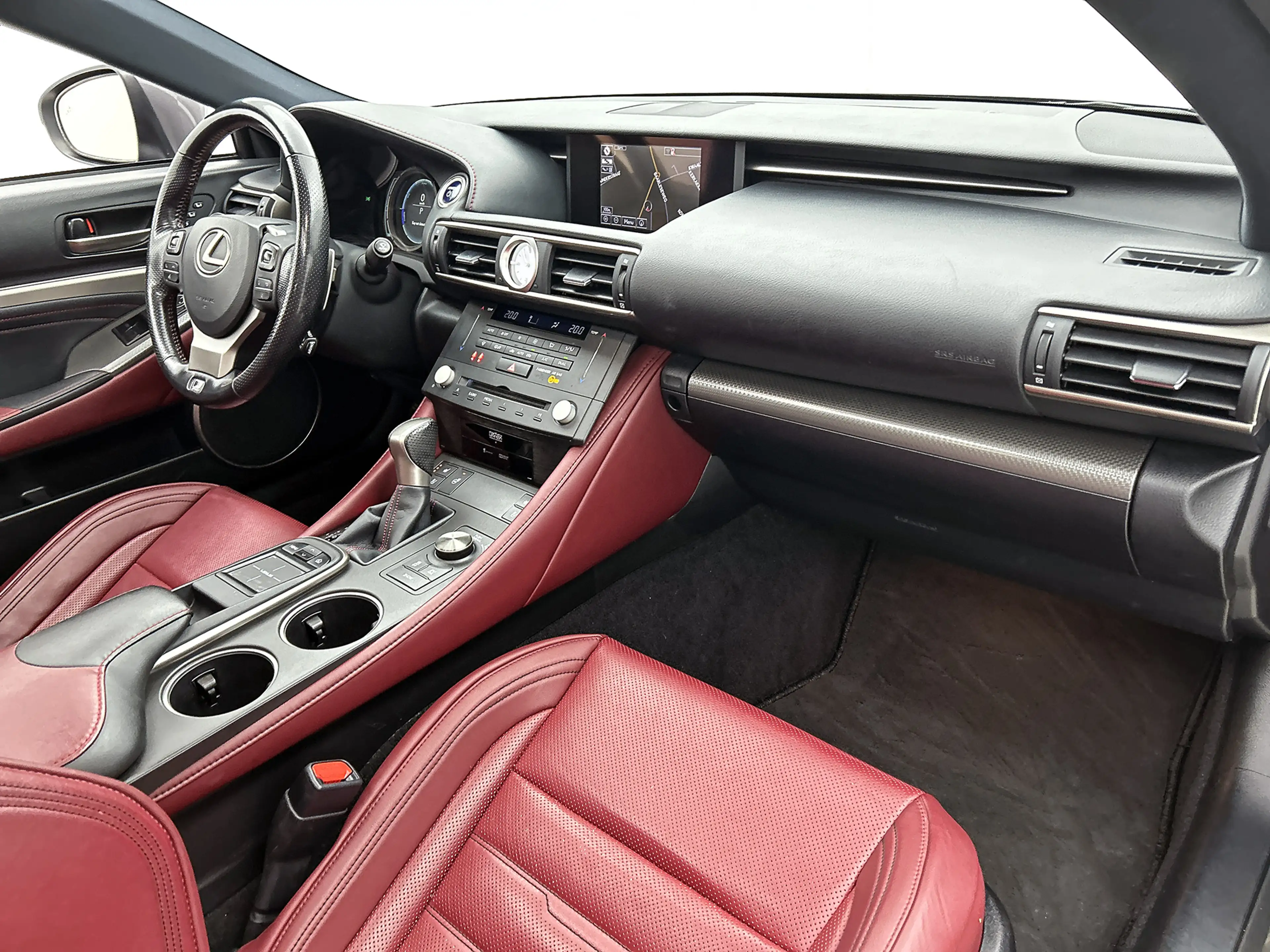 Lexus RC 300h F SPORT Line — photo 7