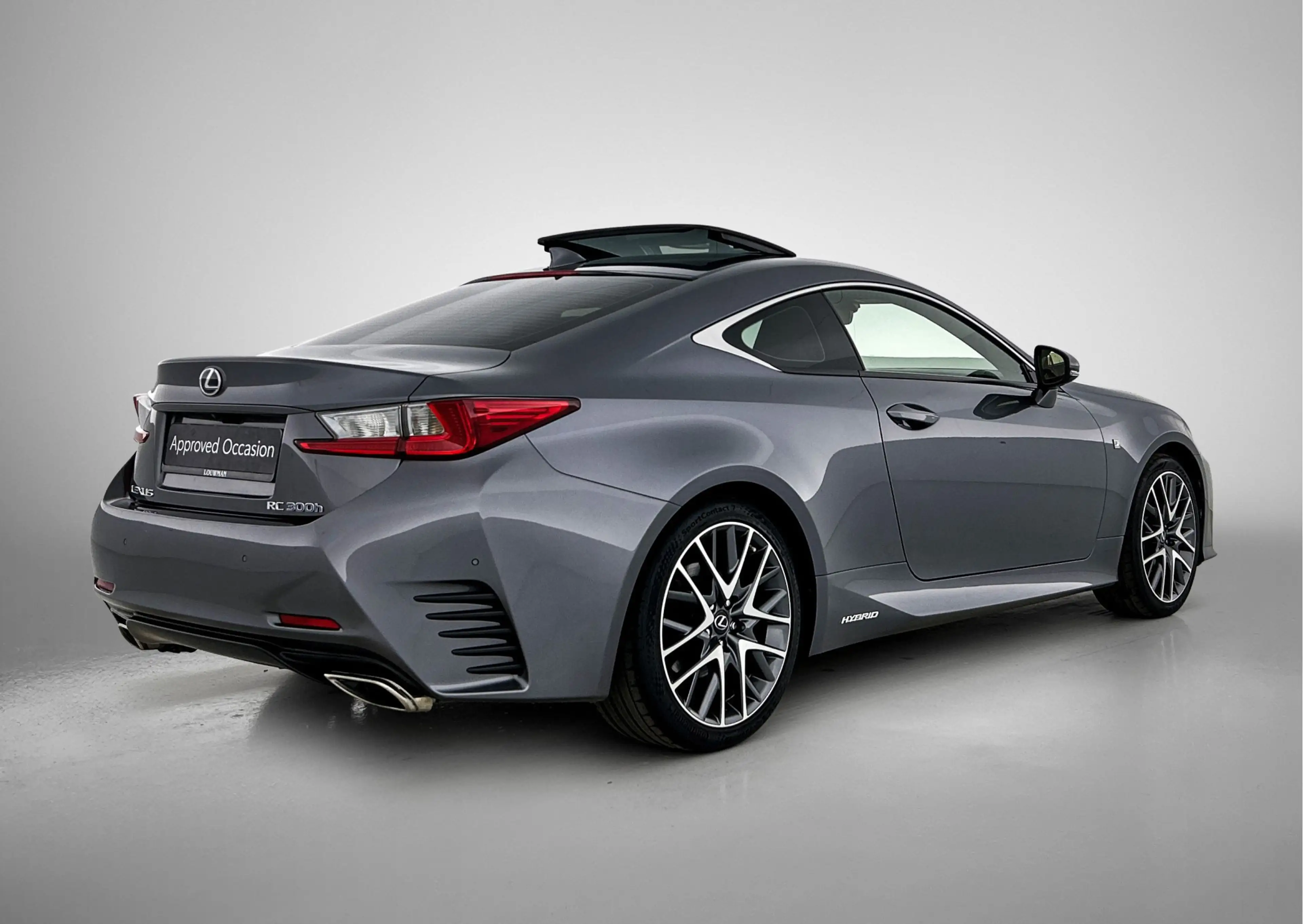 Lexus RC 300h F SPORT Line — photo 2