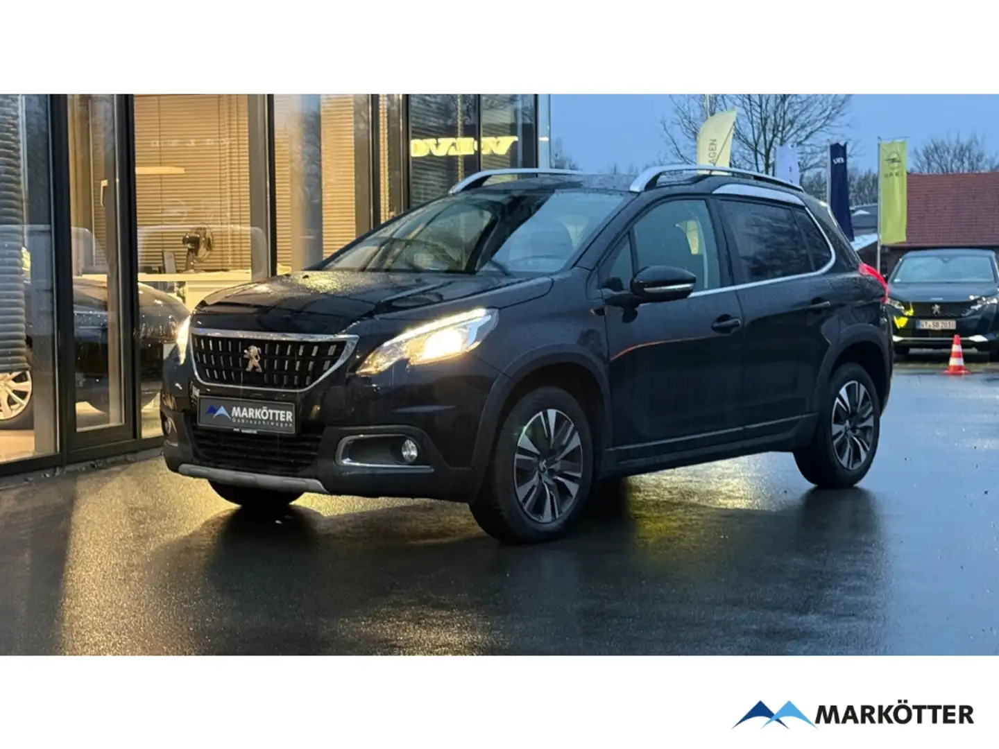 Peugeot 2008 Allure PDC/SHZ/NAVI/MirrorLink/Garantie Noir - 1