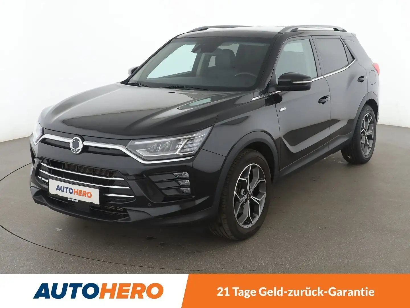 SsangYong Korando 1.6 TD Sapphire 4x4 Aut*NAVI*ACC*CAM*PDC*SHZ* Schwarz - 1